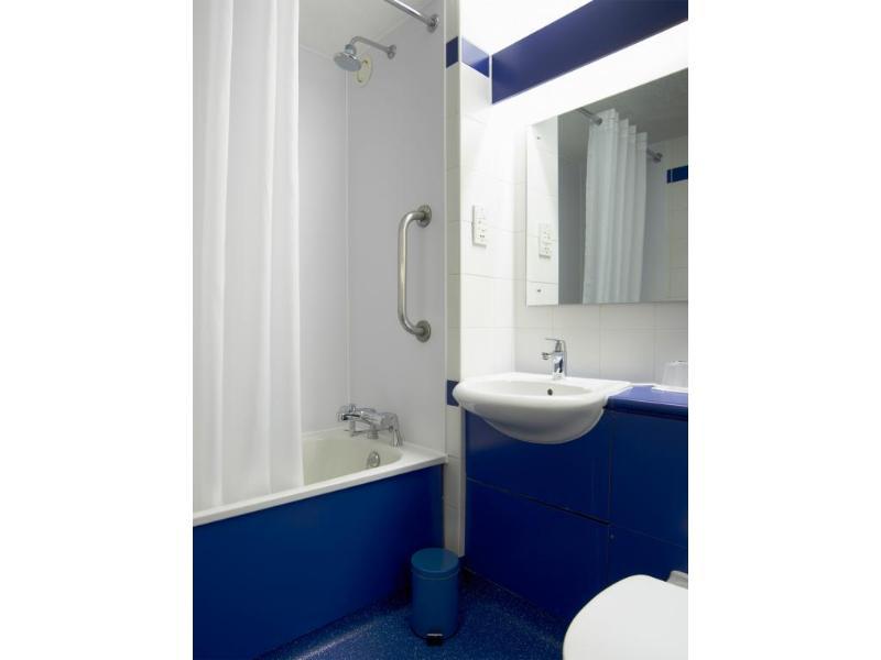 Travelodge Middlewich Bagian luar foto